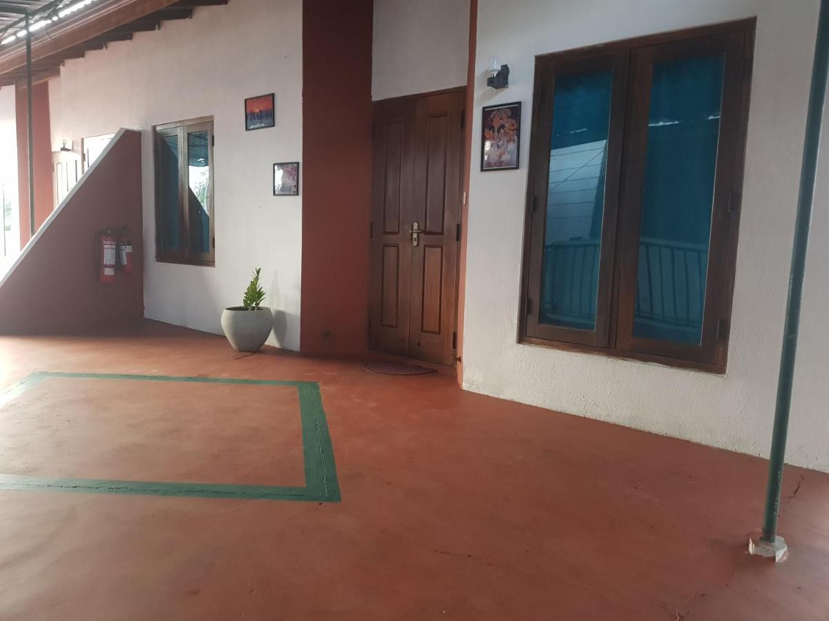 Budget House Weligama Exteriér fotografie